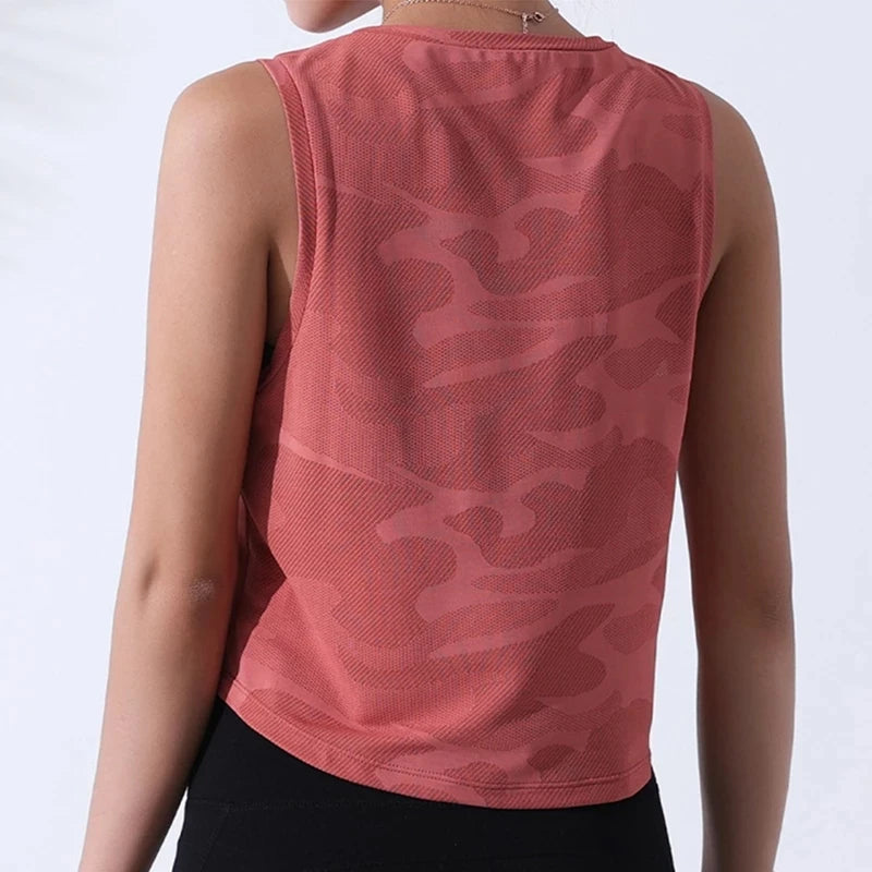 Playera corta sin mangas con estampado de camuflaje transpirable / Varios colores