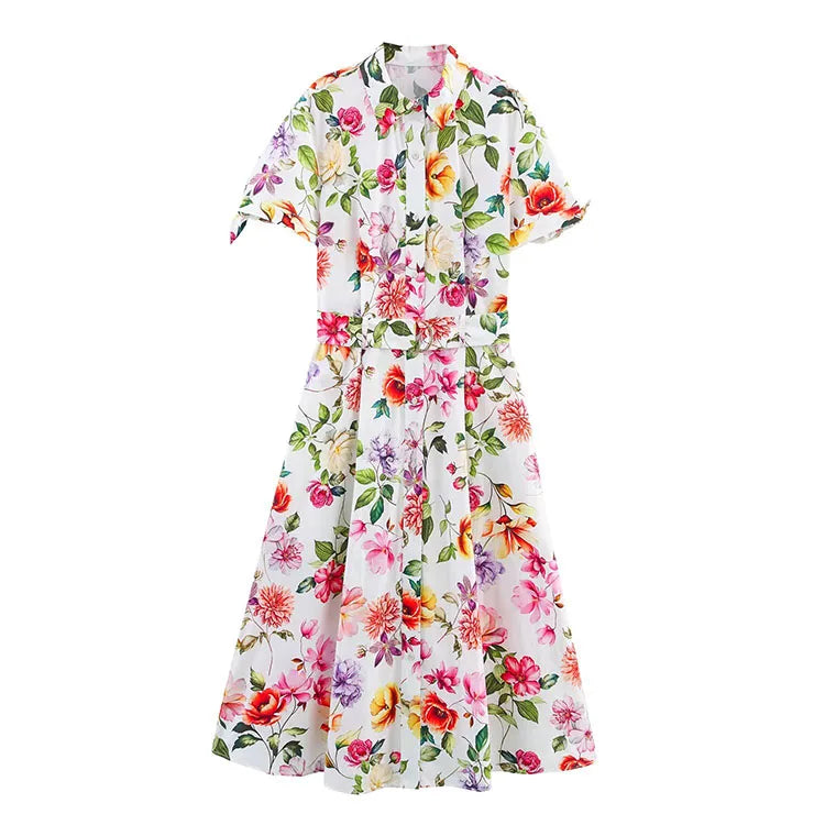 Vestido floral de manga corta y cinturón
