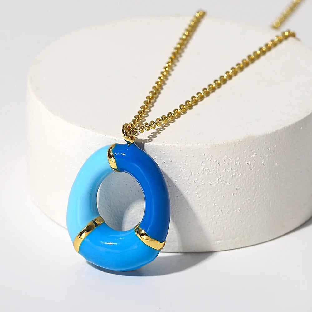Collar estilo globo esmaltado de acero inoxidable de alfabeto / Alfabeto variado disponible