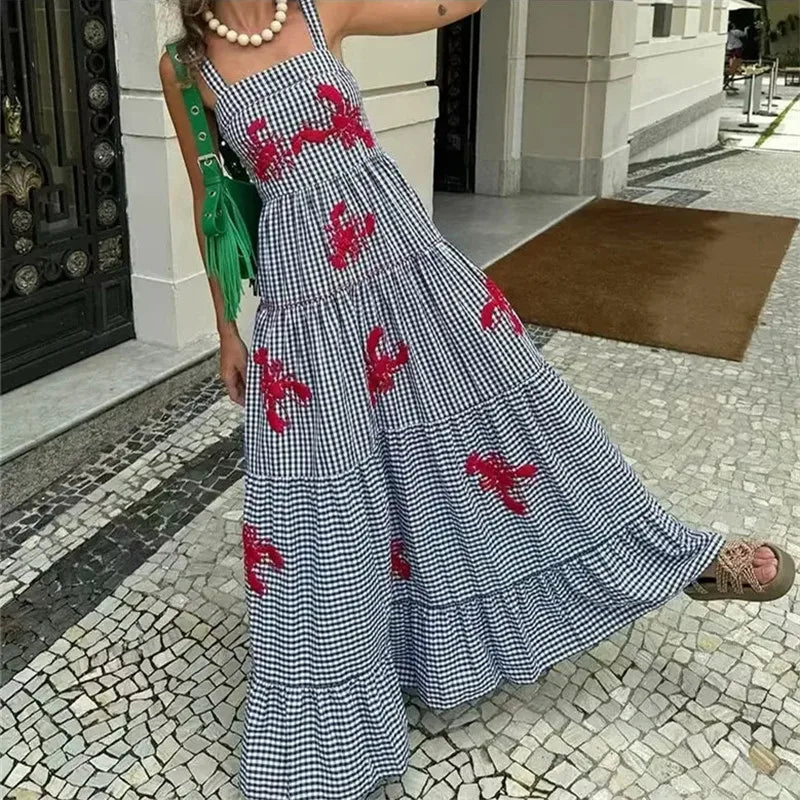 Vestido largo a cuadros con diseño bordado sin mangas
