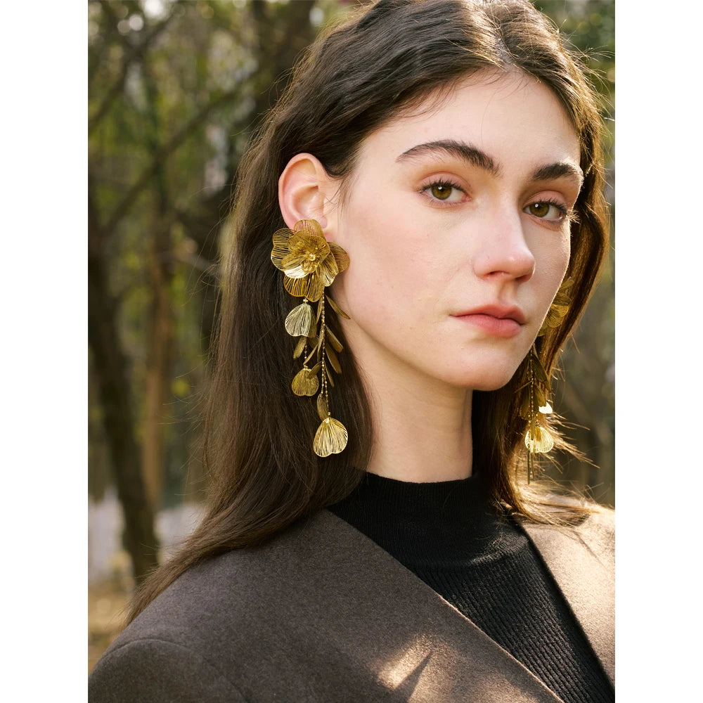Pendientes con borlas de flores de acero inoxidable / Dorado y plateado disponible