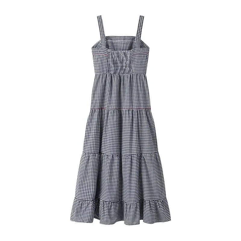 Vestido largo a cuadros con diseño bordado sin mangas