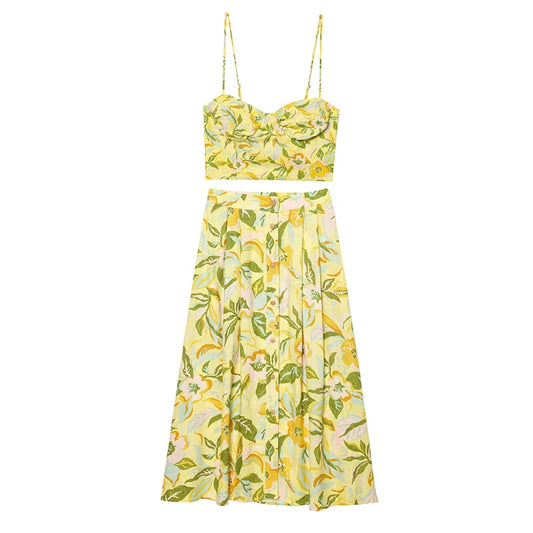 Set de 2 piezas de falda con estampado floral y top de tirantes combinado