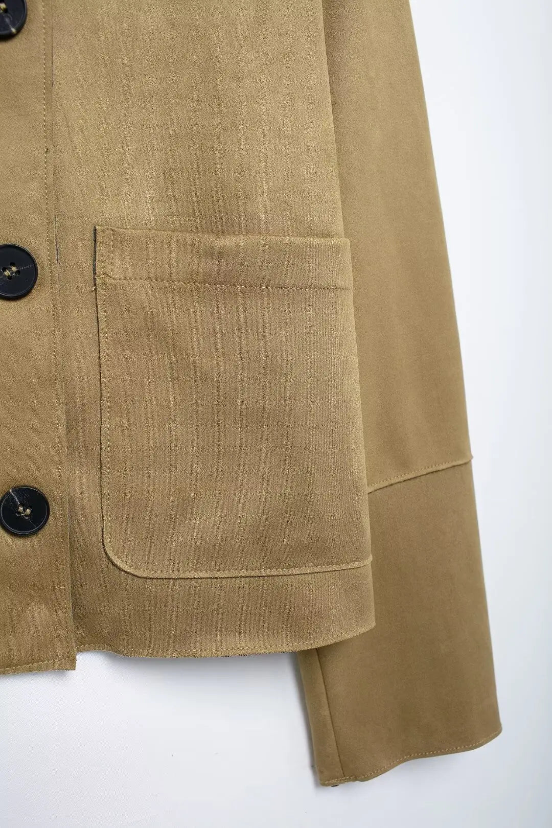 Chaqueta de ante cazadora con botones