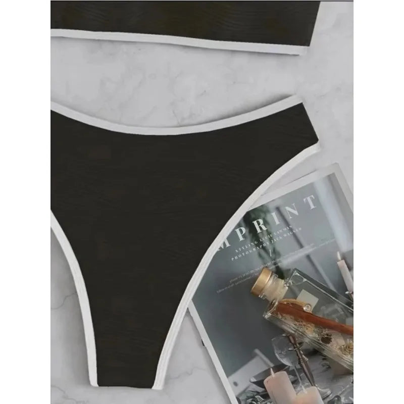 Bikini con encuadernación en contraste / Varios colores