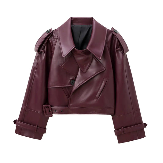 Chaqueta recortada de piel sintética