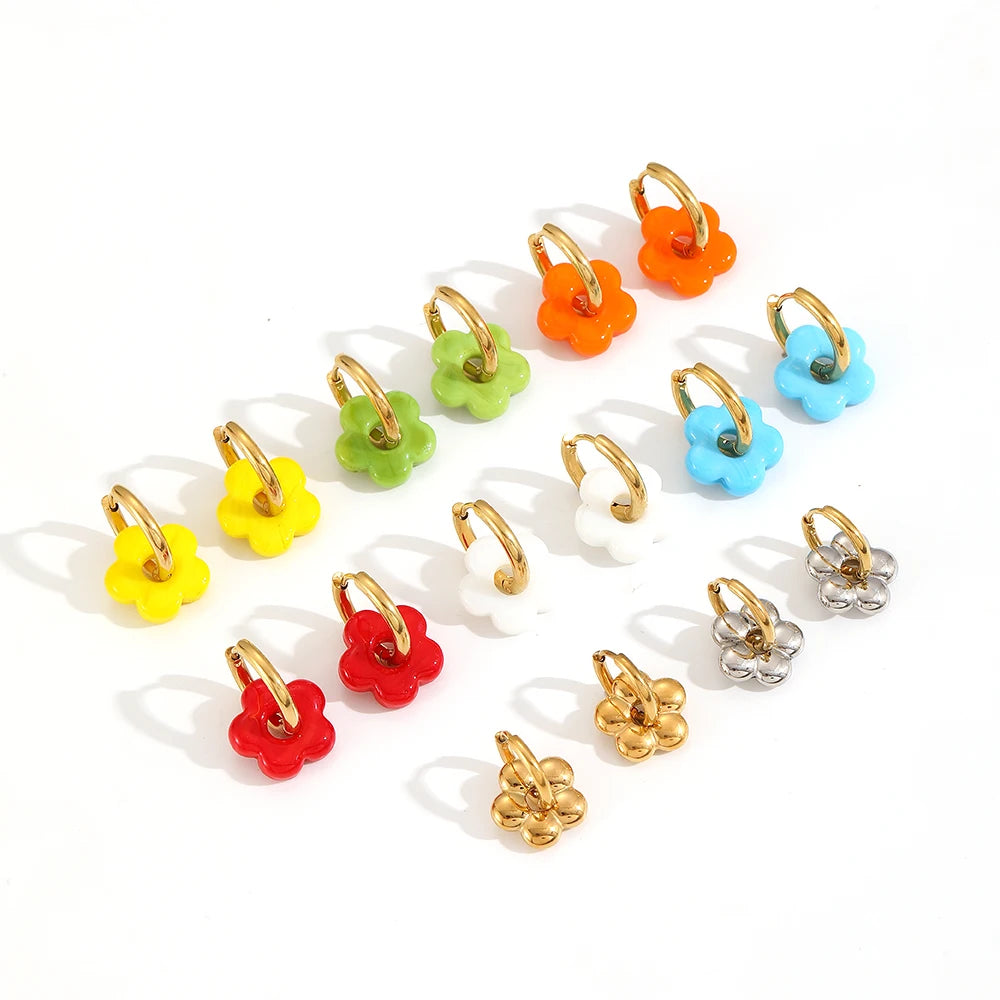 Aretes de aro de acero inoxidable con forma de flor de color / Varios colores