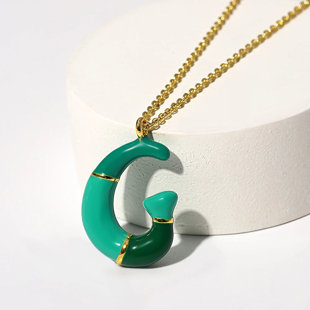 Collar estilo globo esmaltado de acero inoxidable de alfabeto / Alfabeto variado disponible