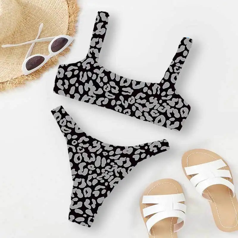 Mini Bikini estampado acolchado / Varios colores