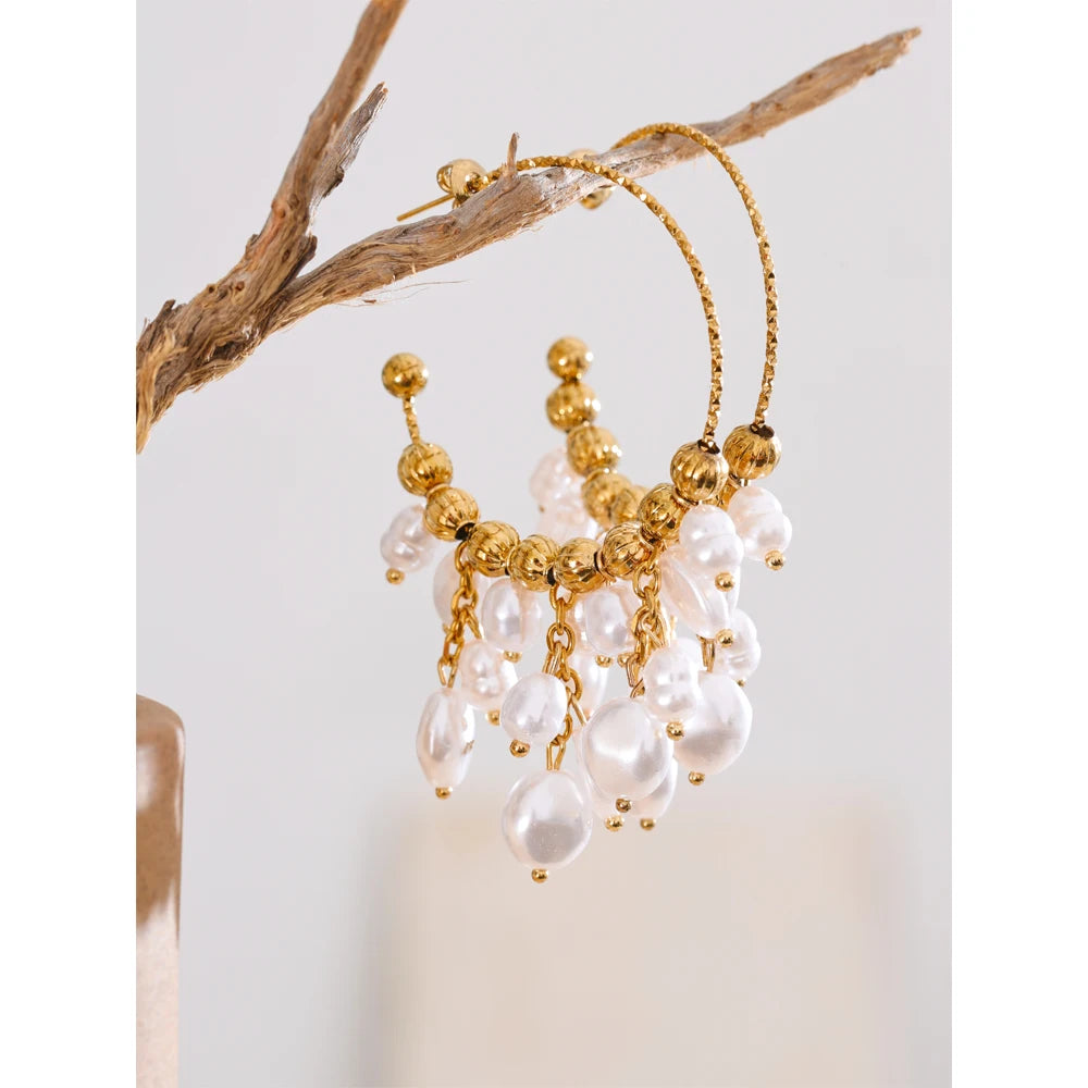 Pendientes de acero inoxidable hechos a mano de perlas de imitación barrocas